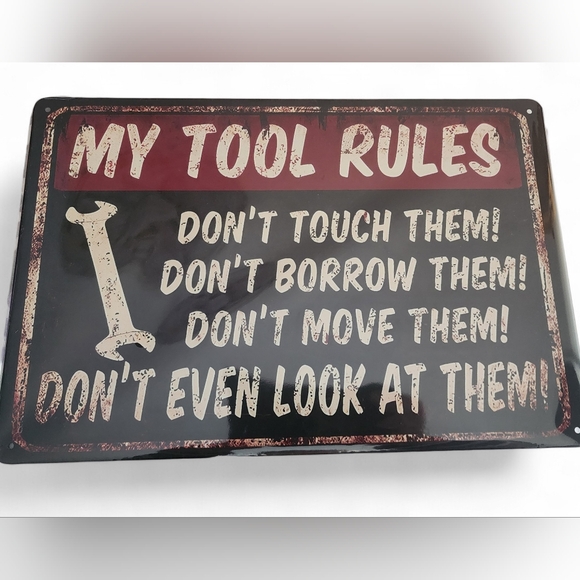 Vintage Garage Metal Signs Set - Red and Black - Picture 4 of 4